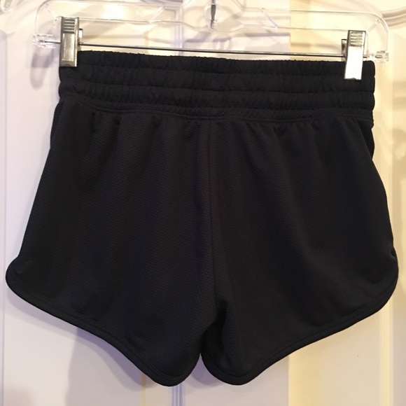REEBOX Women’s Black Running Shorts Size S EUC - Picture 4 of 4